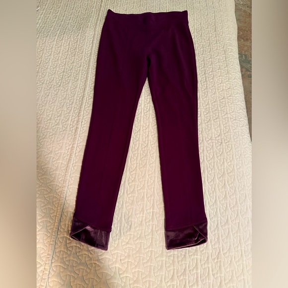 ☮️HUE☮️VELVET CUFF PONTE KNIT LEGGINGS NWOT! - Picture 2 of 11